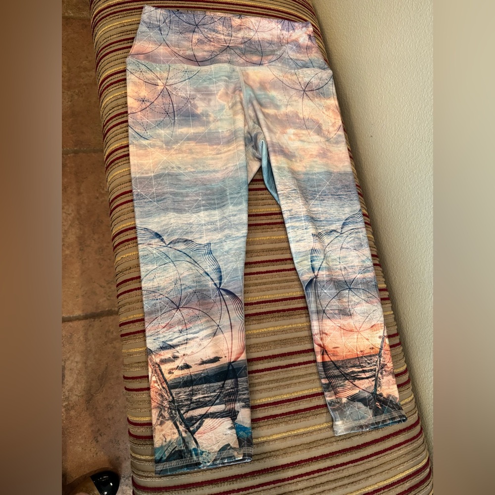 Evolution and Creation Sunset Print Leggings